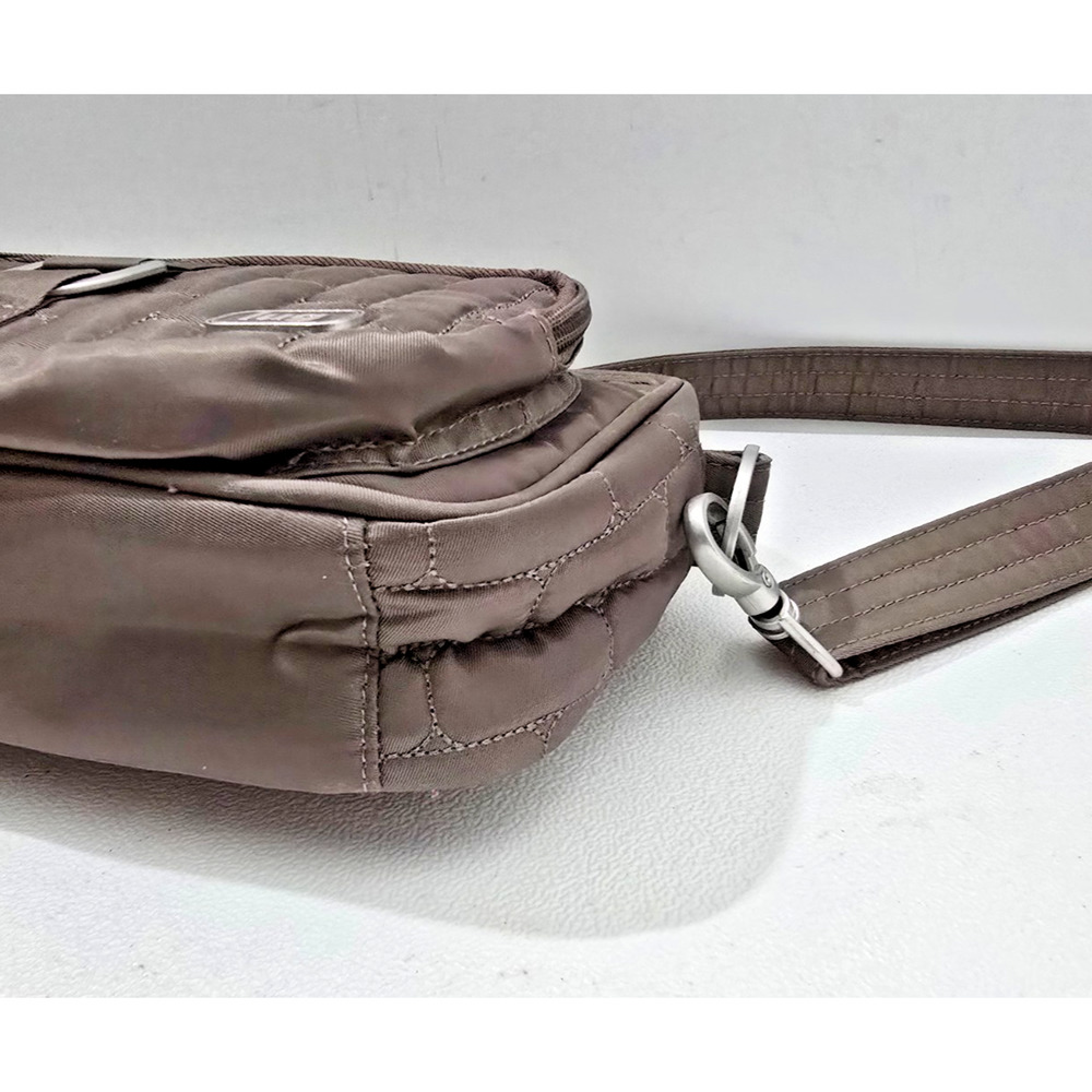Lug Carousel Crossbody Bag Purse RFID Taupe Quilted - Picture 9 of 16